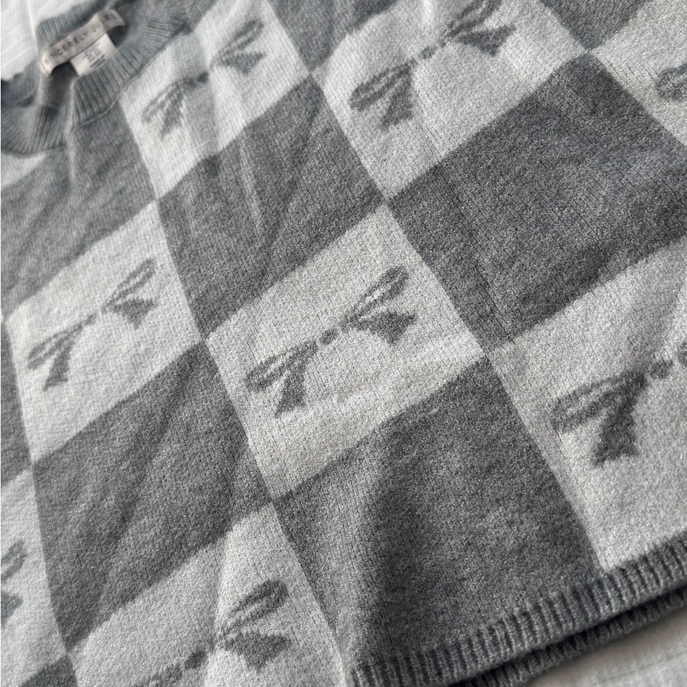 Sincerely Jules cropped grey and white checkered bow sweater, size XS - Picture 6 of 7